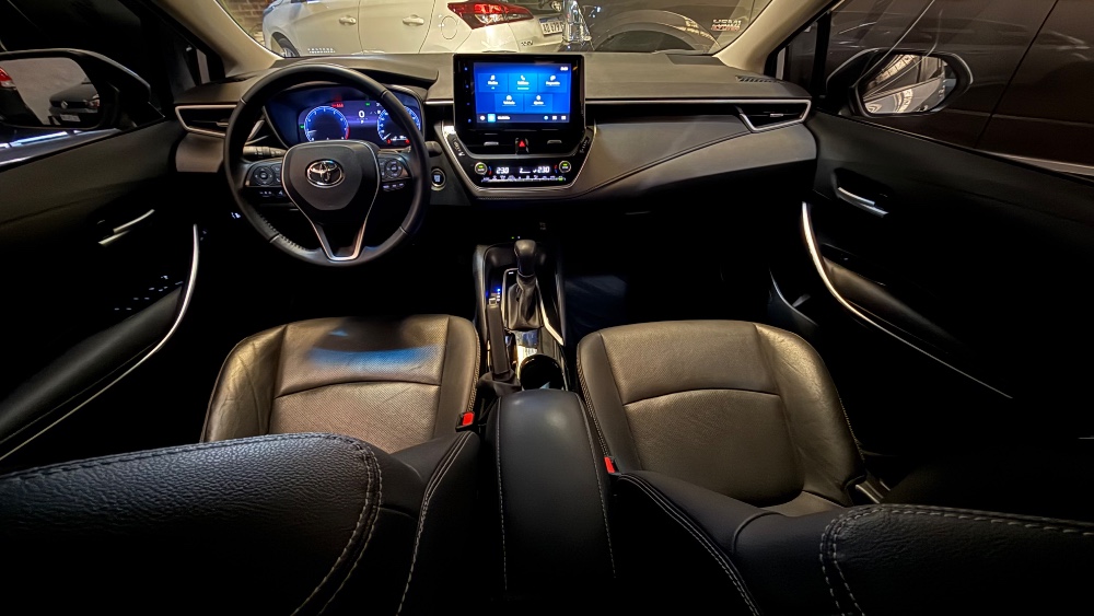 Toyota Corolla 4P 2,0 Seg CVT 2024 — foto 2