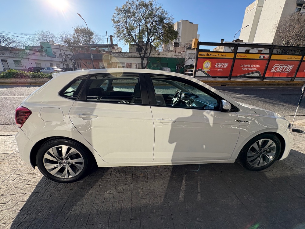 Volkswagen Polo Highline 1.6 MSI  — foto 2