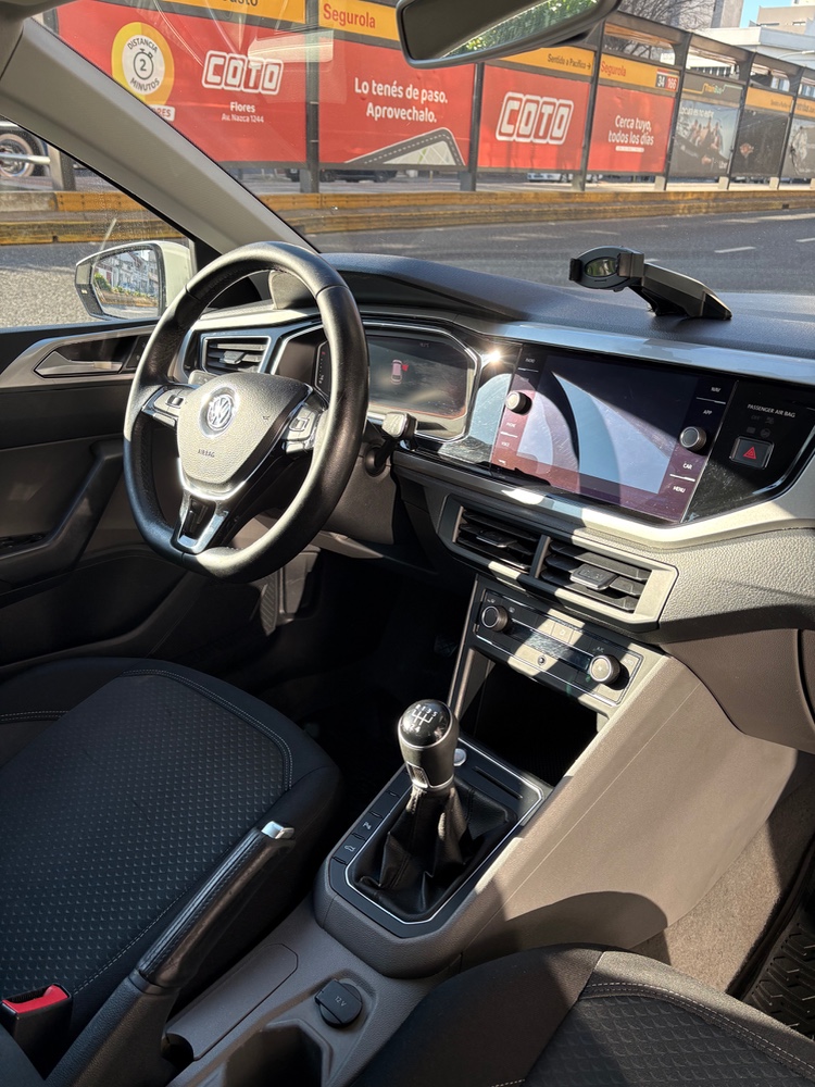 Volkswagen Polo Highline 1.6 MSI  — foto 10