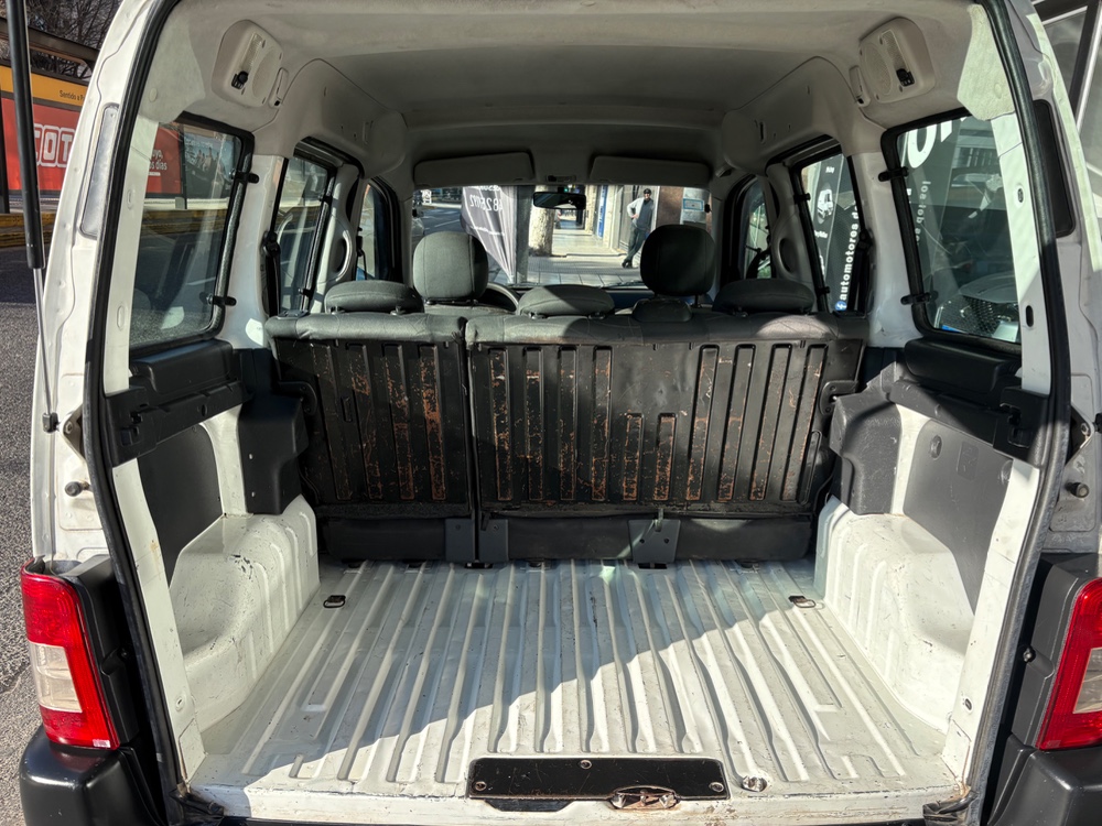 Peugeot Partner PATAGONICA 1.6 Hdi  — foto 11
