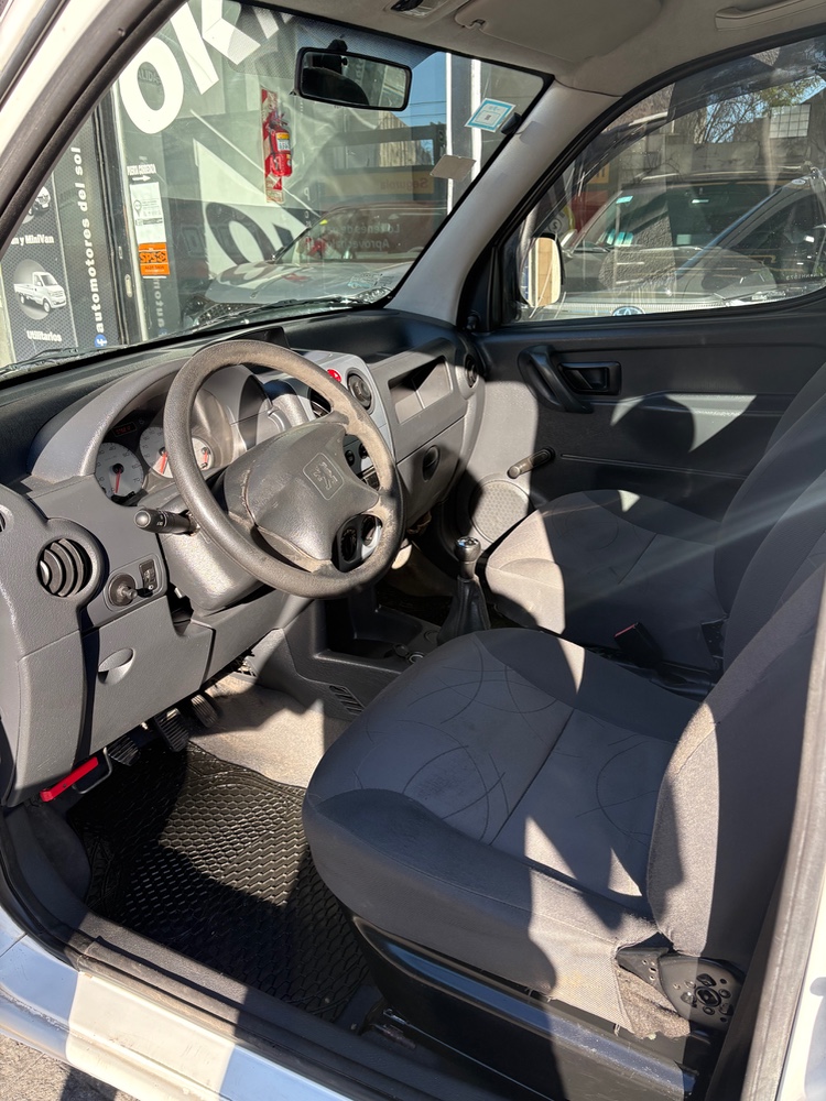 Peugeot Partner PATAGONICA 1.6 Hdi  — foto 13