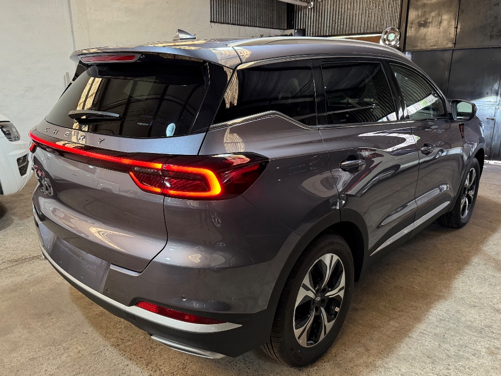 Chery TIGGO 7 5P 1,5 T 4X2 Premium CVT Pro Hybrid — foto 3
