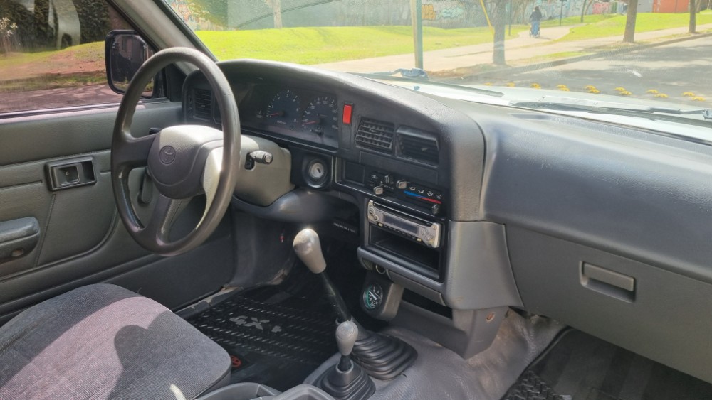Toyota HILUX PICK - UP DX 3.0 D 4x4   — foto 7