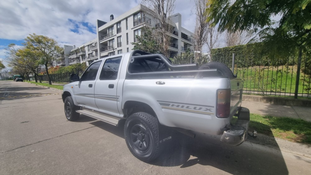 Toyota HILUX PICK - UP DX 3.0 D 4x4   — foto 12