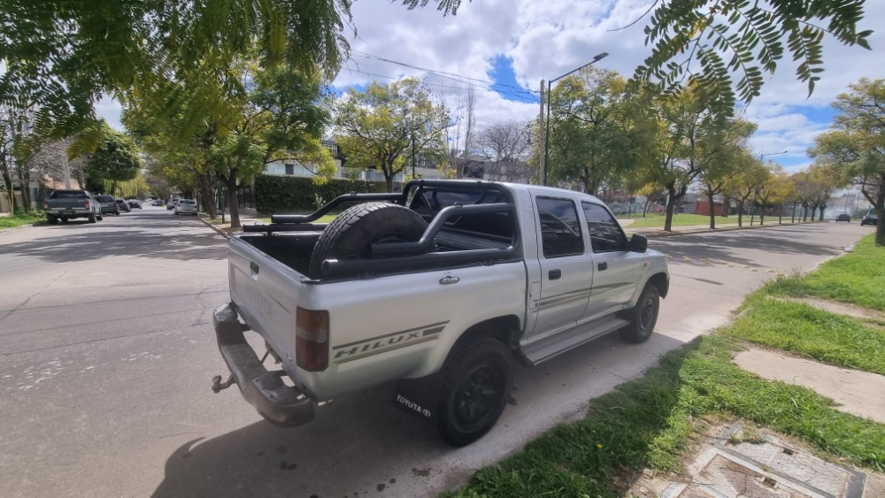 Toyota HILUX PICK - UP DX 3.0 D 4x4   — foto 13