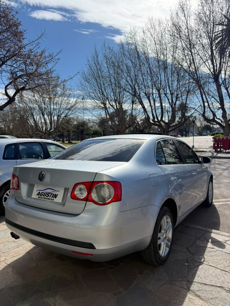 Volkswagen VENTO ADVANCE — foto 2