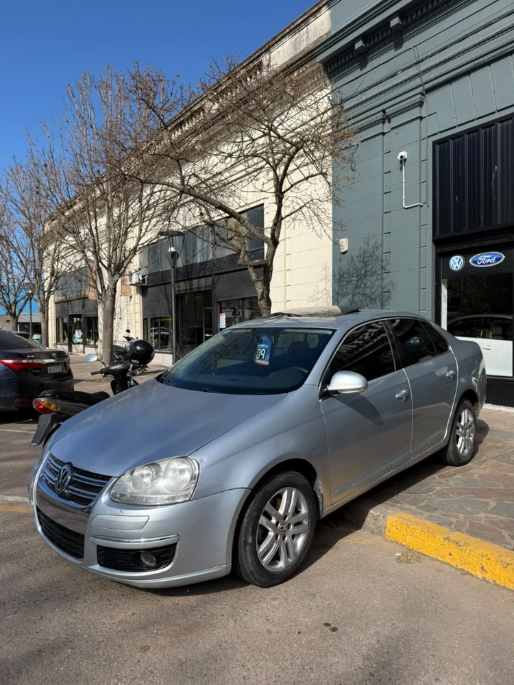 Volkswagen VENTO ADVANCE — foto 5