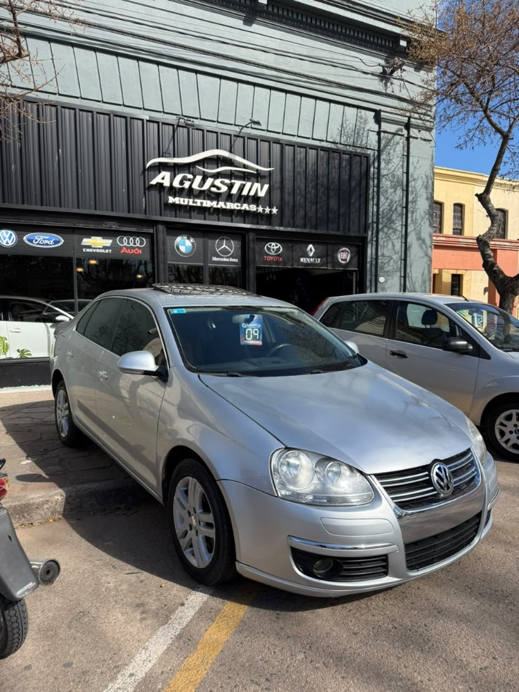 Volkswagen VENTO ADVANCE — foto 6