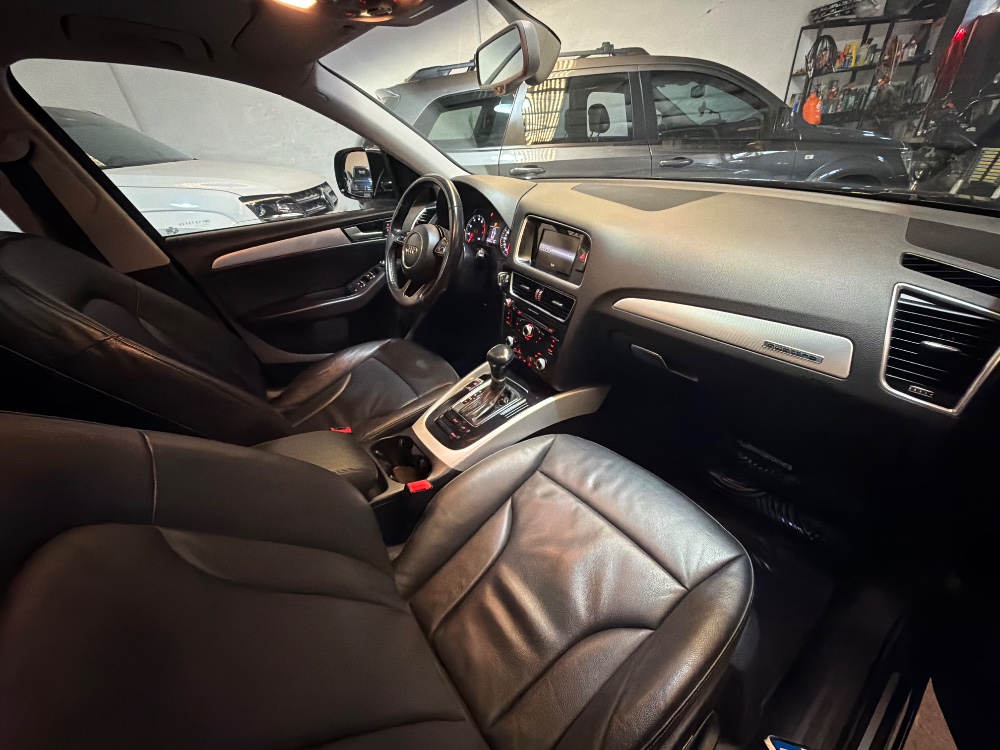 Audi Q5 2.0 TFSI Quattro — foto 9