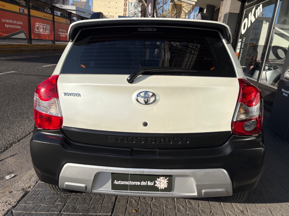 Toyota Etios Cross 1.5 M/T  — foto 7