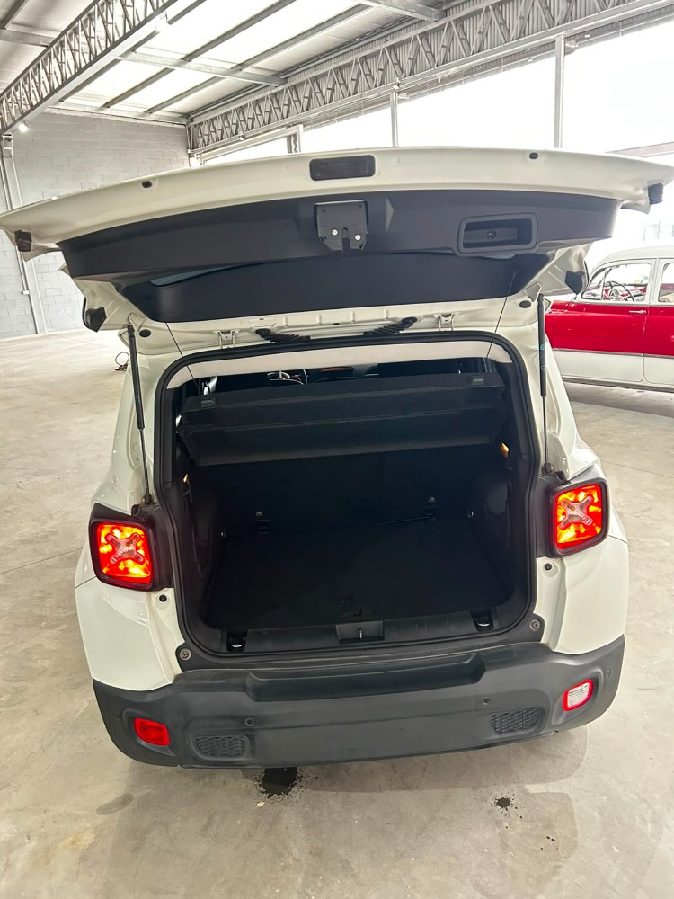 Jeep RENEGADE SPORT MT — foto 3