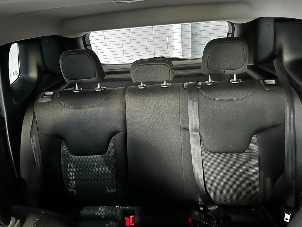 Jeep RENEGADE SPORT MT — foto 4