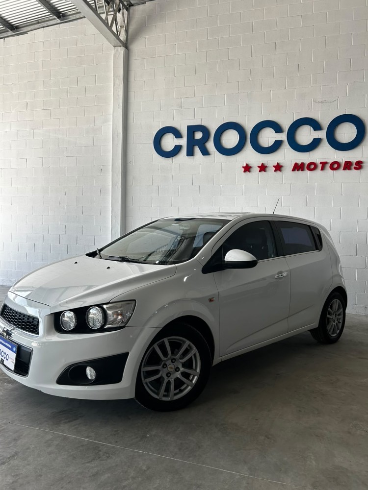 Chevrolet SONIC LTZ MT — foto 8