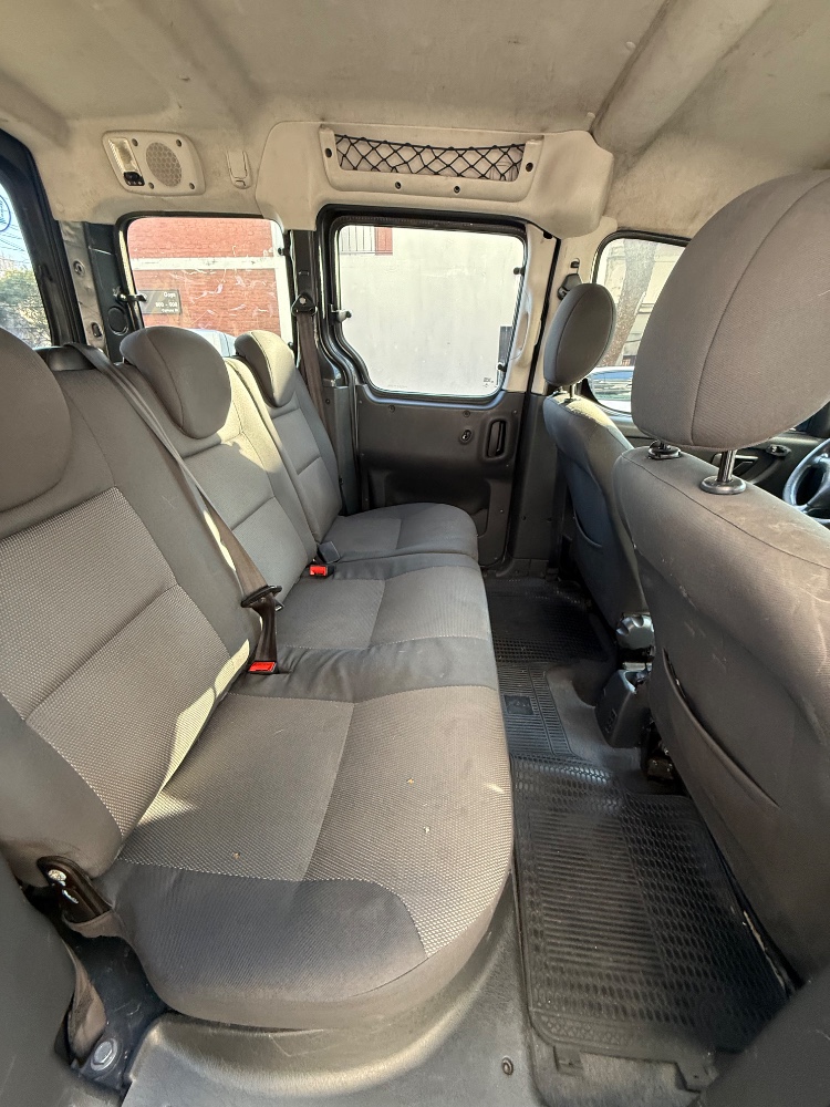 Peugeot Partner Patagonica 1,6 2plc Vtc Plus 2014 — foto 8