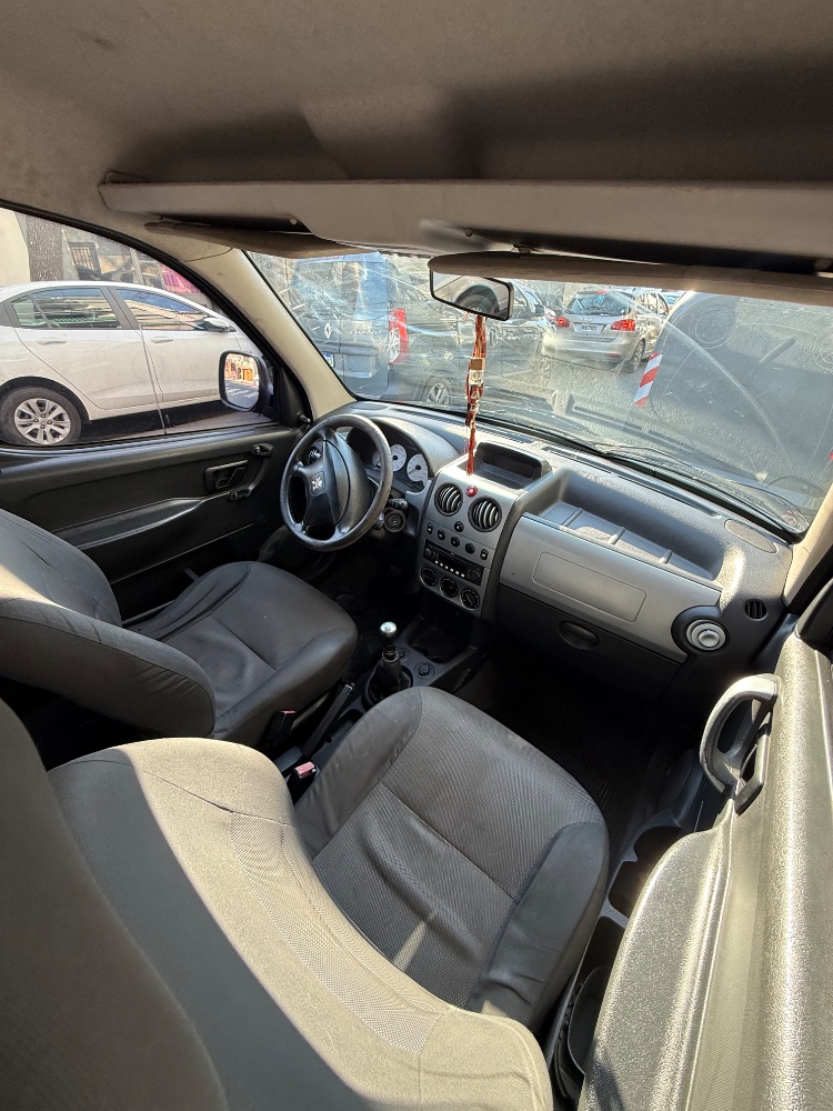 Peugeot Partner Patagonica 1,6 2plc Vtc Plus 2014 — foto 9