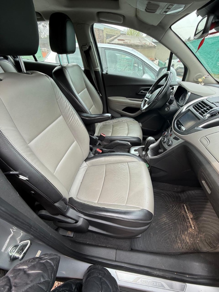 Chevrolet TRACKER  AWD LTZ + AT — foto 6