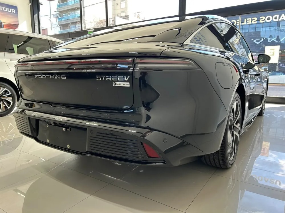 Forthing S7 REEV 1.5 Electrico — foto 5