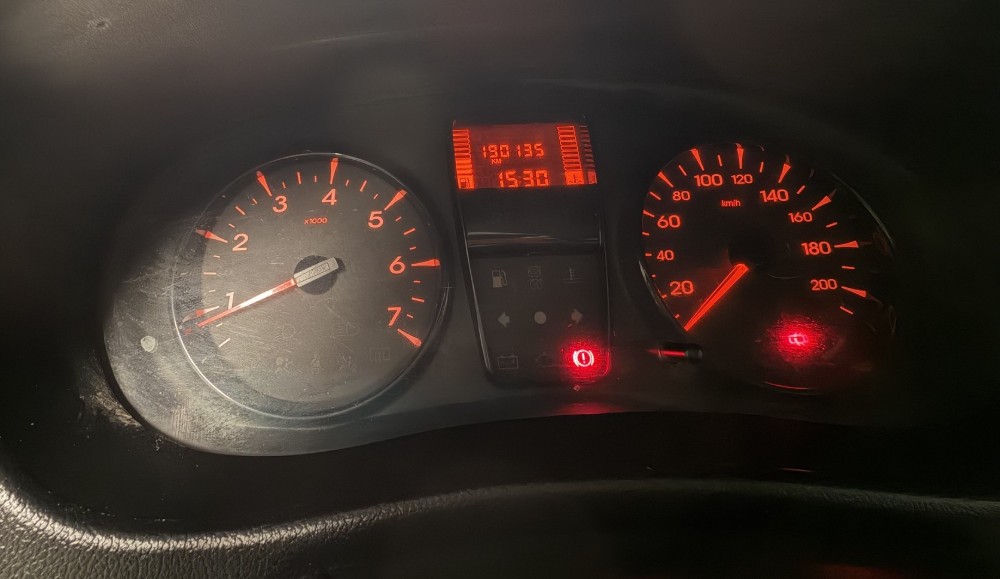 Renault Kangoo Express Confort 1.6 5A CD DA CA SVT — foto 7