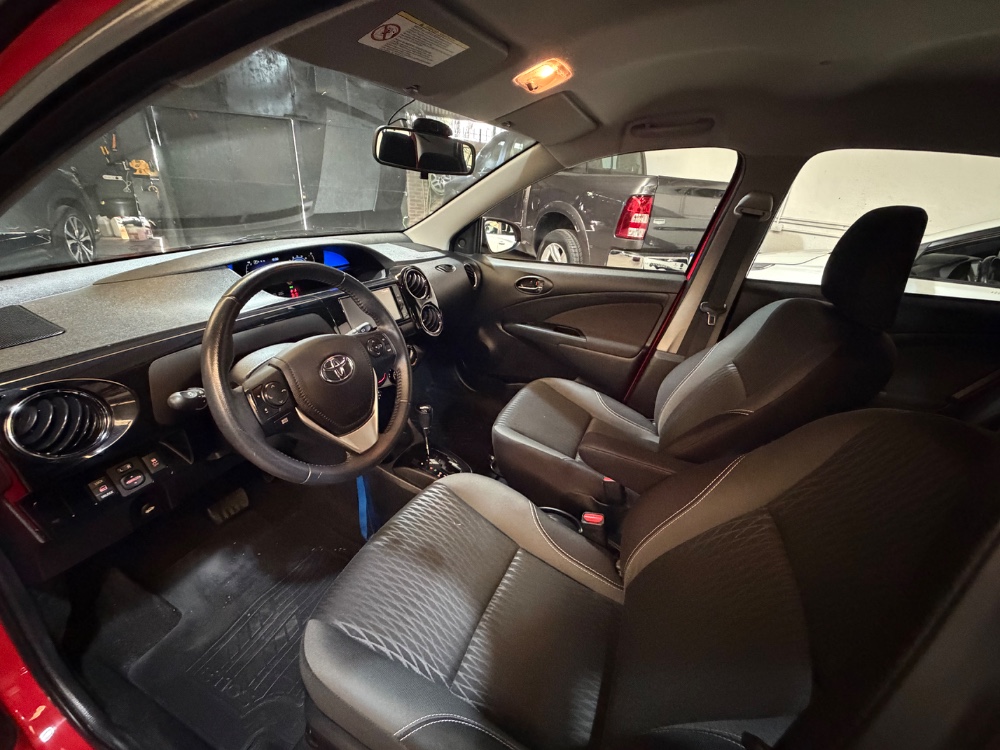 Toyota Etios 5P 1,5 Xls — foto 9