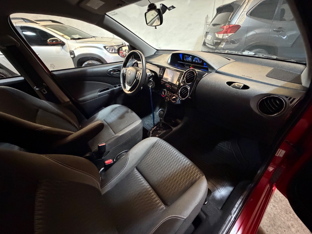 Toyota Etios 5P 1,5 Xls — foto 11