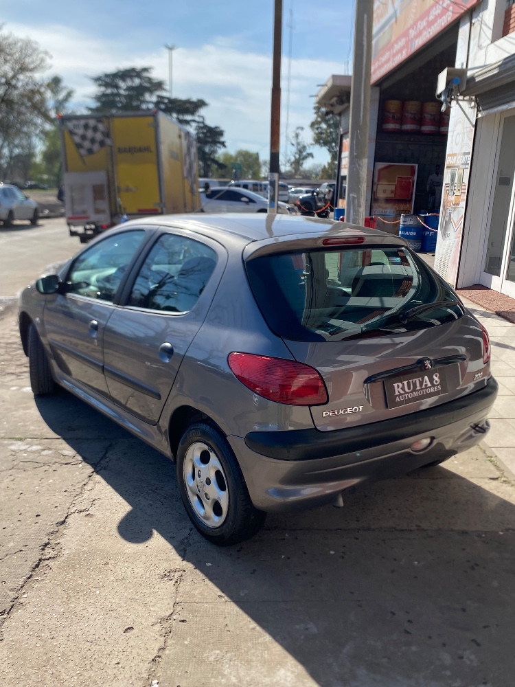 Peugeot 206 XR 1.6 — foto 7