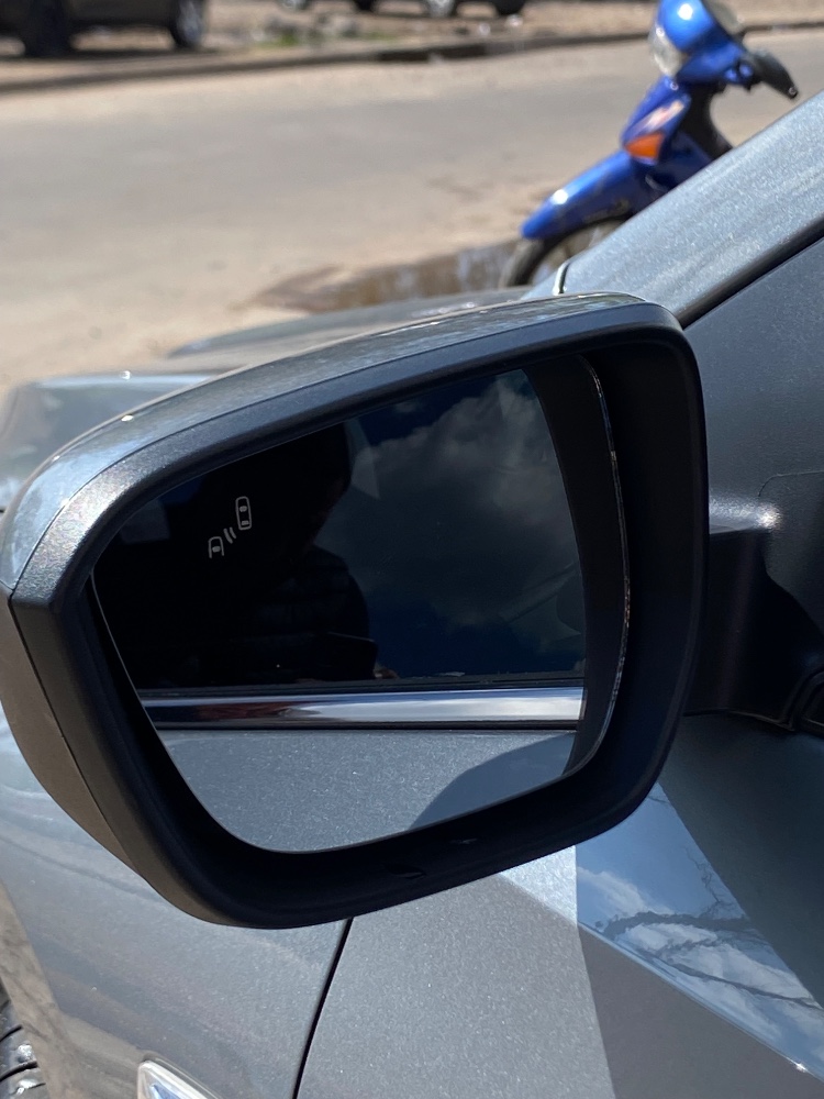 Chevrolet ONIX 5P 1,0 T Premier AT 2026 — foto 4