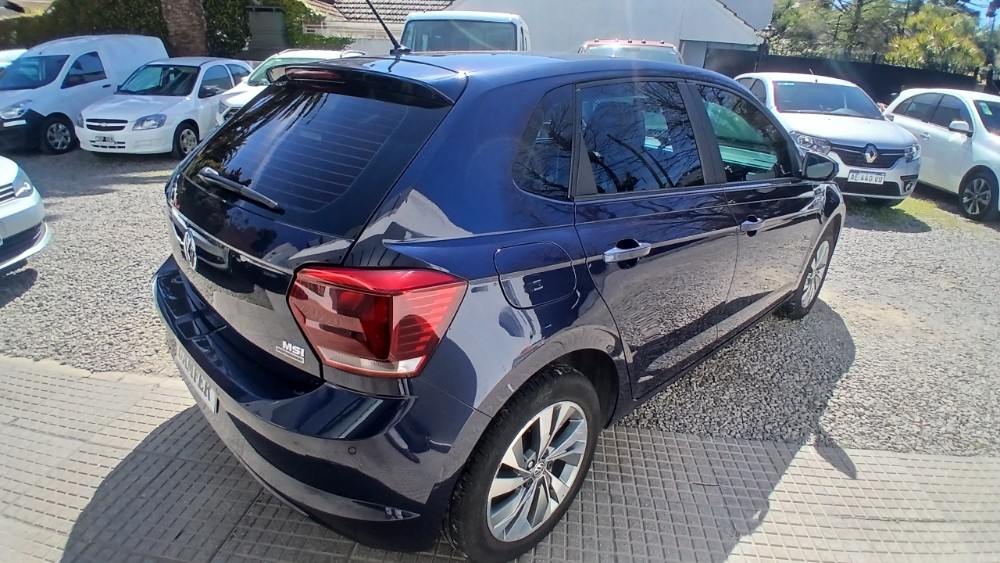 Volkswagen POLO 4P 1,6 Comfortline Tipt — foto 3