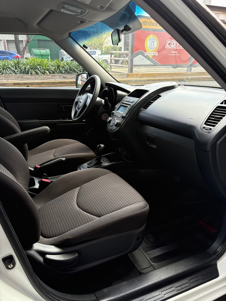 Kia Soul 5P 1,6 AT 2014 — foto 12