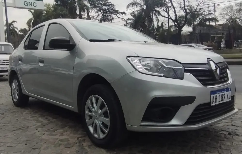 Renault LOGAN 4P 1,6 16V Life C/GNC — foto 7