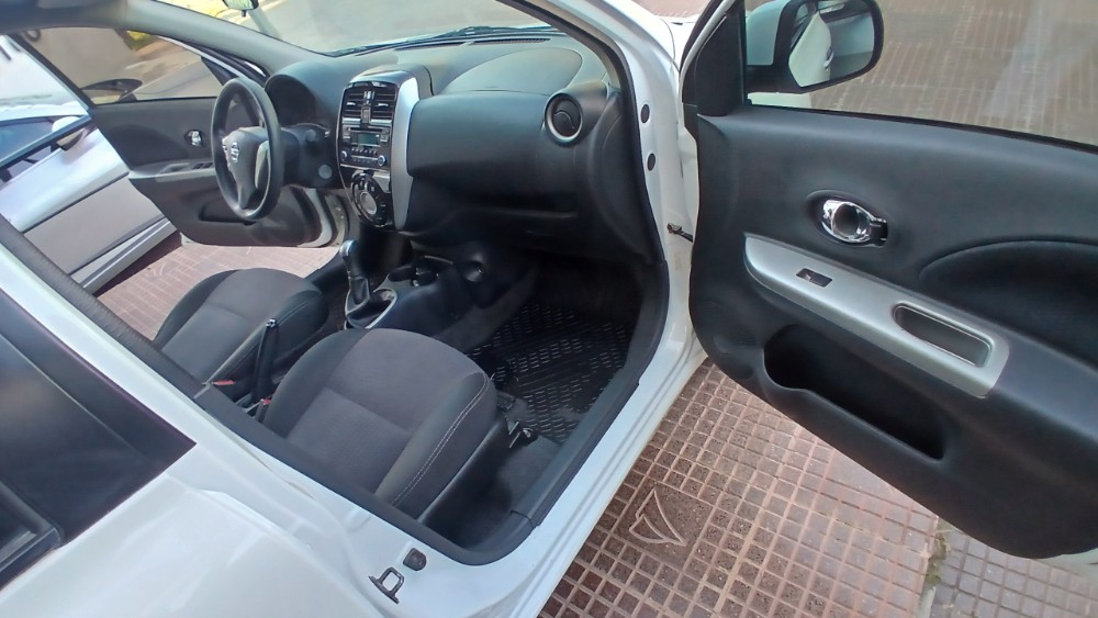 Nissan MARCH 5P 1,6 Acenta ABS — foto 13