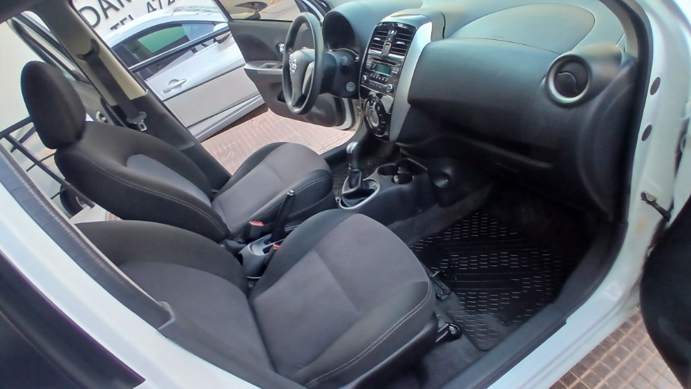 Nissan MARCH 5P 1,6 Acenta ABS — foto 17