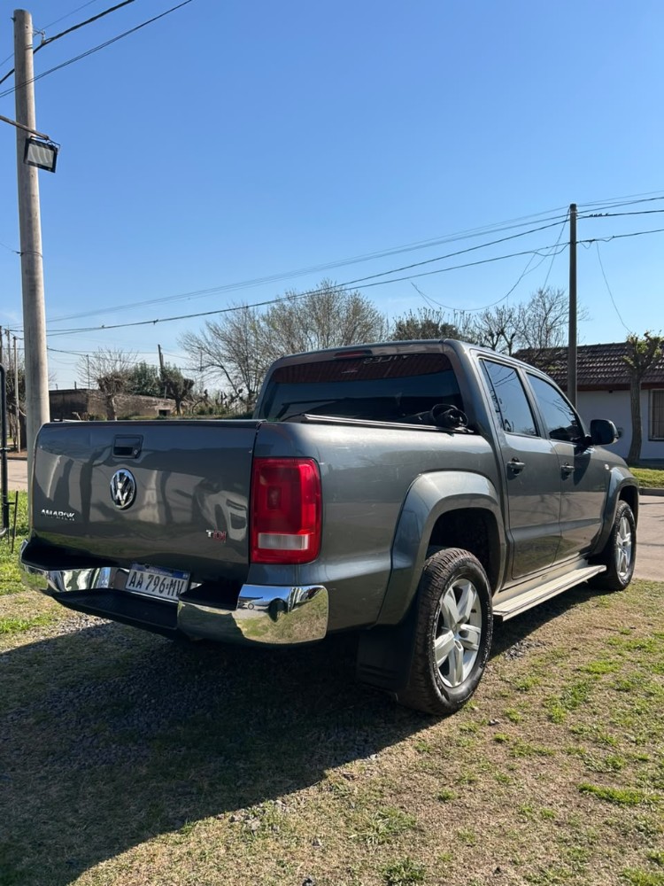 Volkswagen AMAROK PICK - UP D/C 2,0 Diesel 180CV 4X2 Highline Pack — foto 2