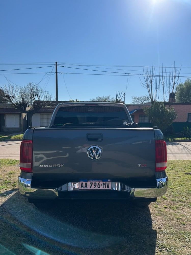 Volkswagen AMAROK PICK - UP D/C 2,0 Diesel 180CV 4X2 Highline Pack — foto 3