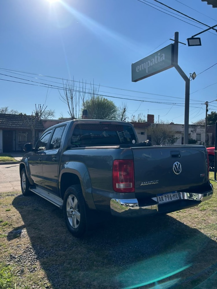 Volkswagen AMAROK PICK - UP D/C 2,0 Diesel 180CV 4X2 Highline Pack — foto 4