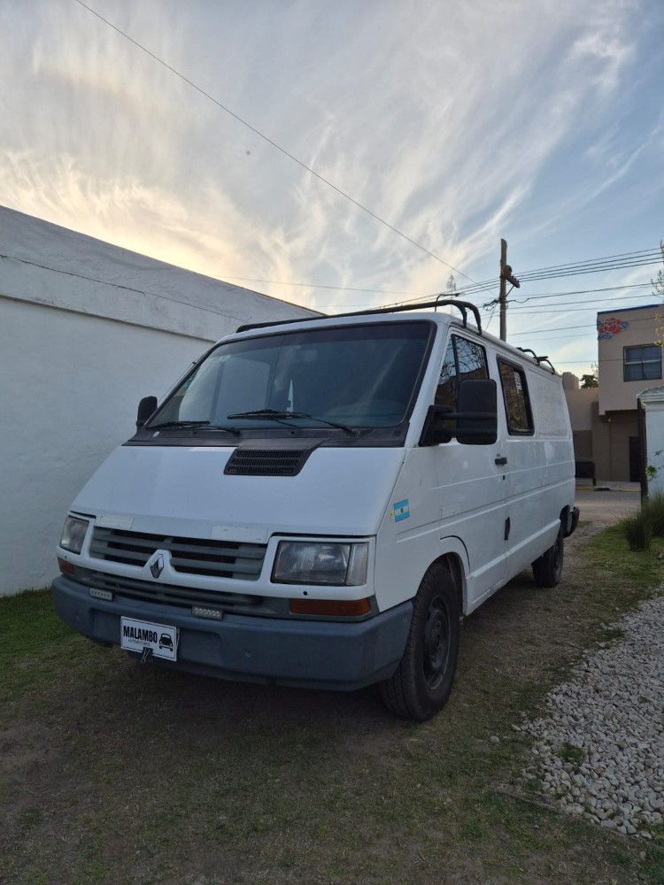 Renault Trafic  Furgón  — foto 2