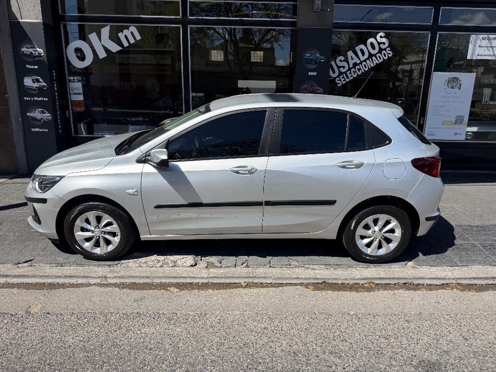 Chevrolet Onix 5P 1,2 Lt — foto 8