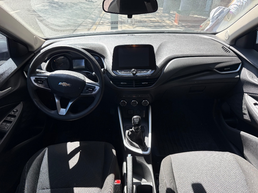 Chevrolet Onix 5P 1,2 Lt — foto 9