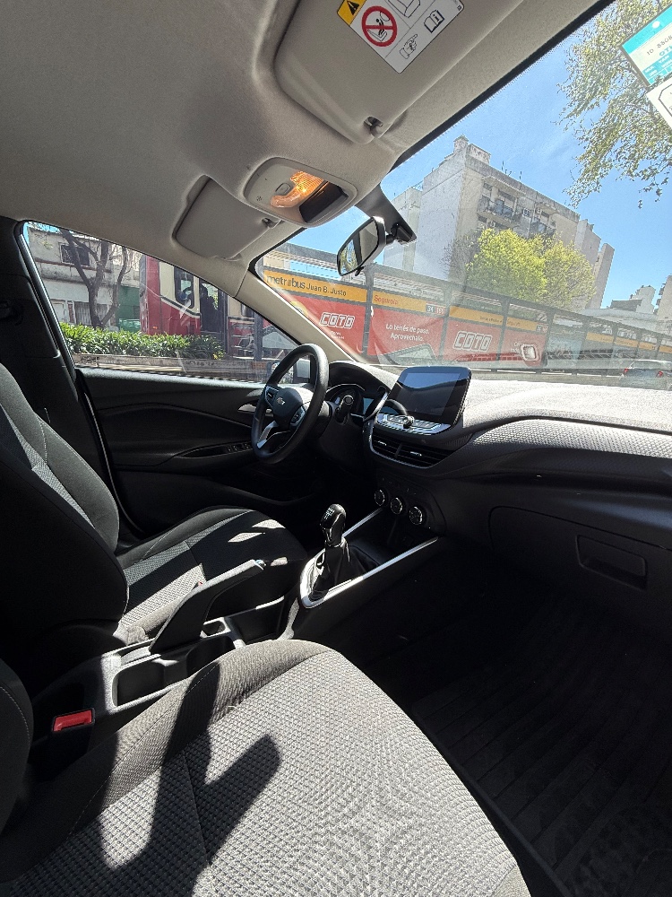 Chevrolet Onix 5P 1,2 Lt — foto 12