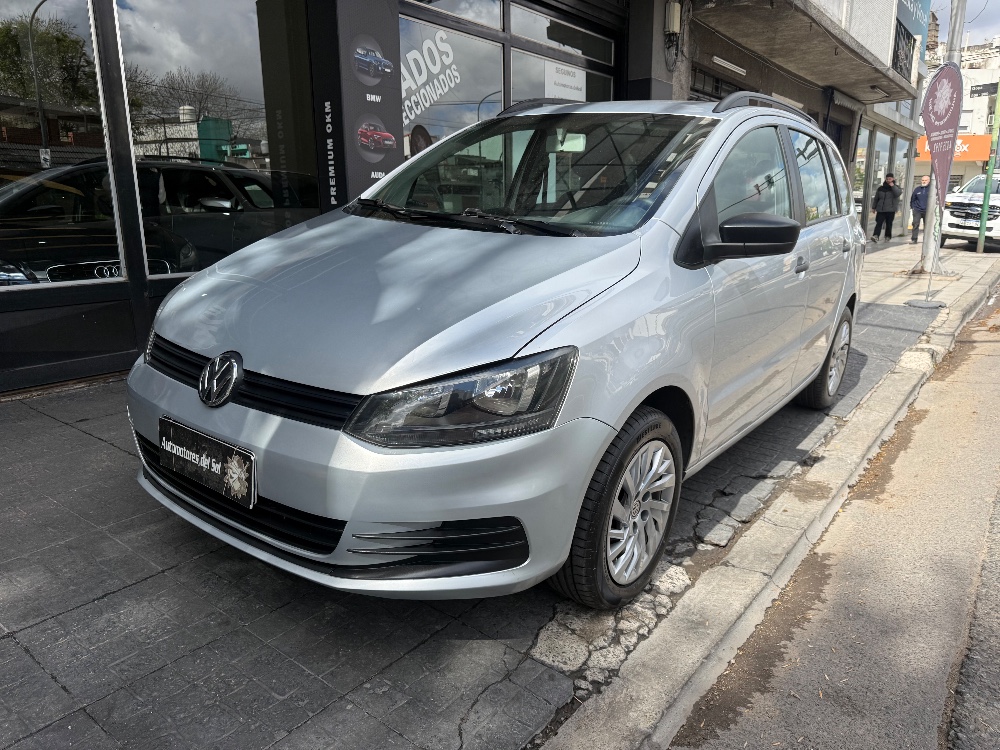 Volkswagen Suran 5P 1,6 Comfortline — foto 3