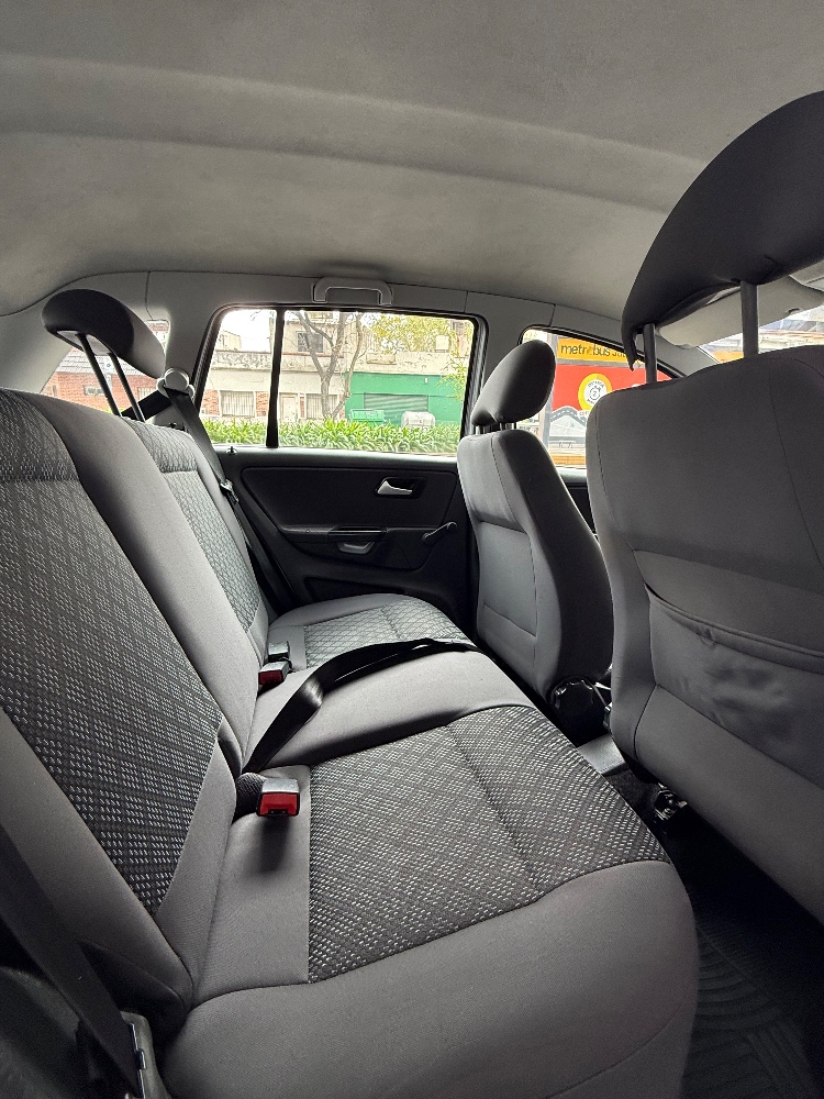 Volkswagen Suran 5P 1,6 Comfortline — foto 11