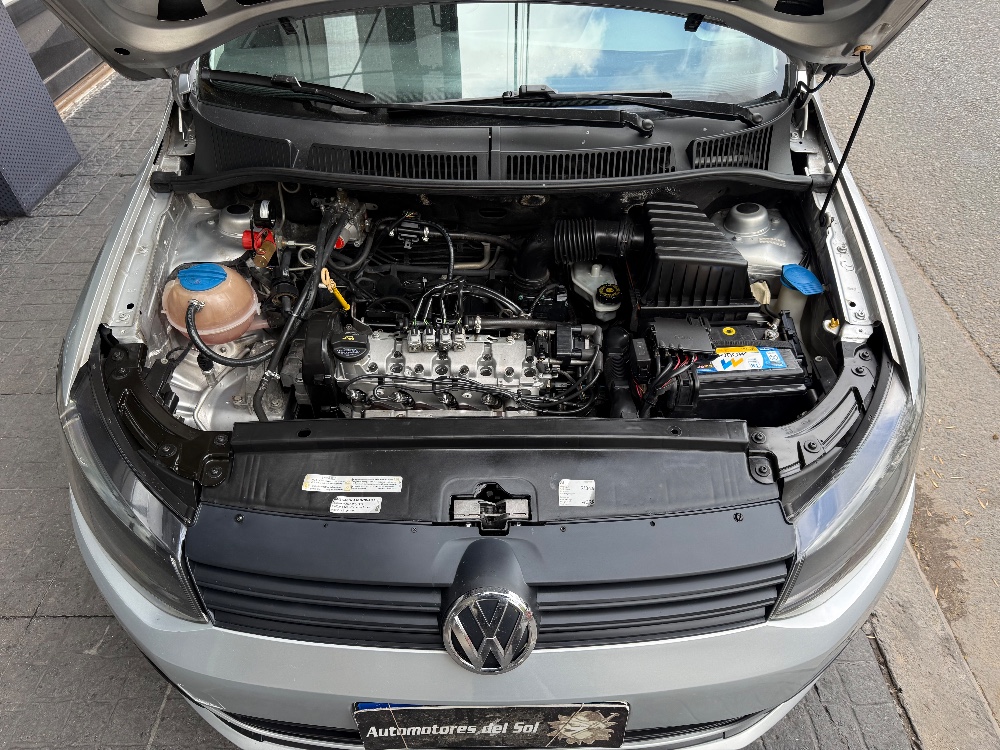 Volkswagen Suran 5P 1,6 Comfortline — foto 12