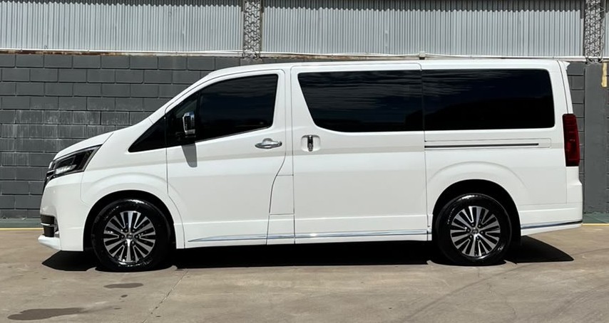 Toyota HIACE WAGON 2.8 TDI 6AT 10A — foto 4