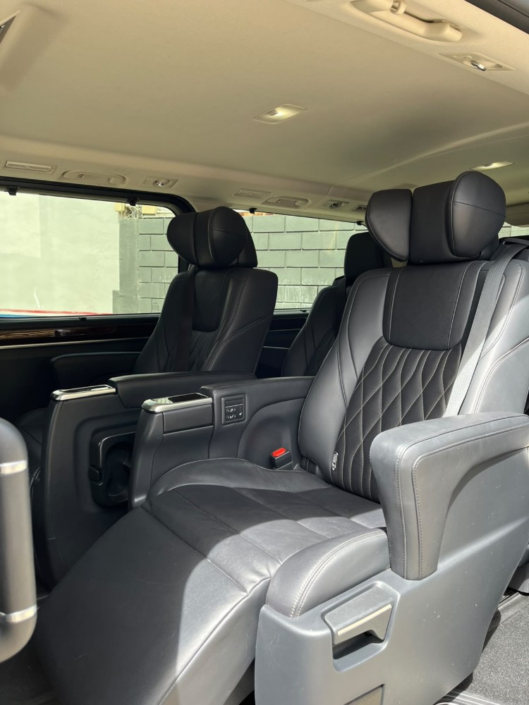Toyota HIACE WAGON 2.8 TDI 6AT 10A — foto 9