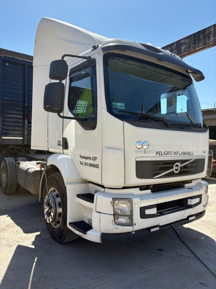 Volvo Tractor VM310 — foto 5
