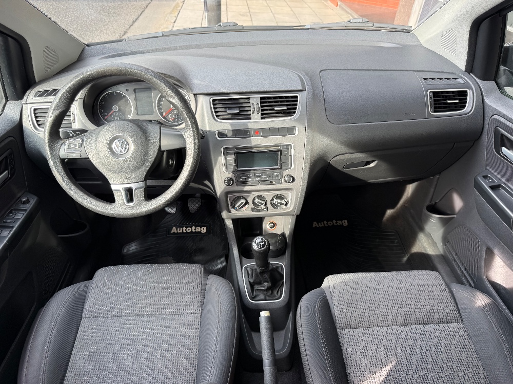 Volkswagen FOX 5P 1,6 Comfortline Pack — foto 13
