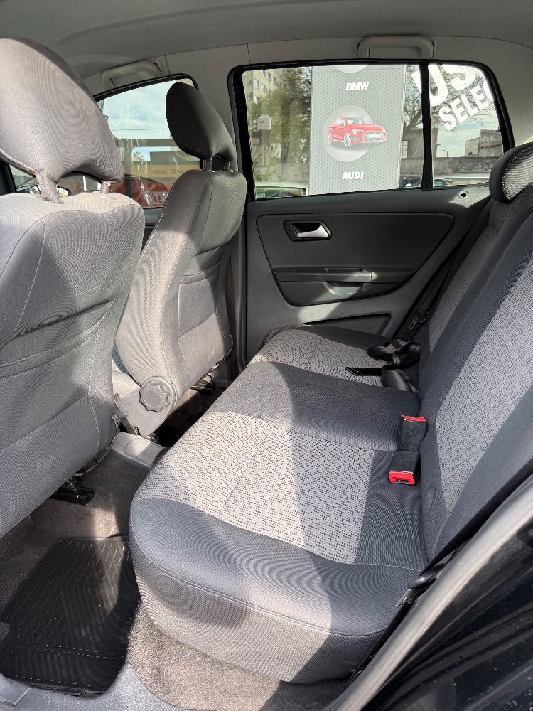 Volkswagen FOX 5P 1,6 Comfortline Pack — foto 14