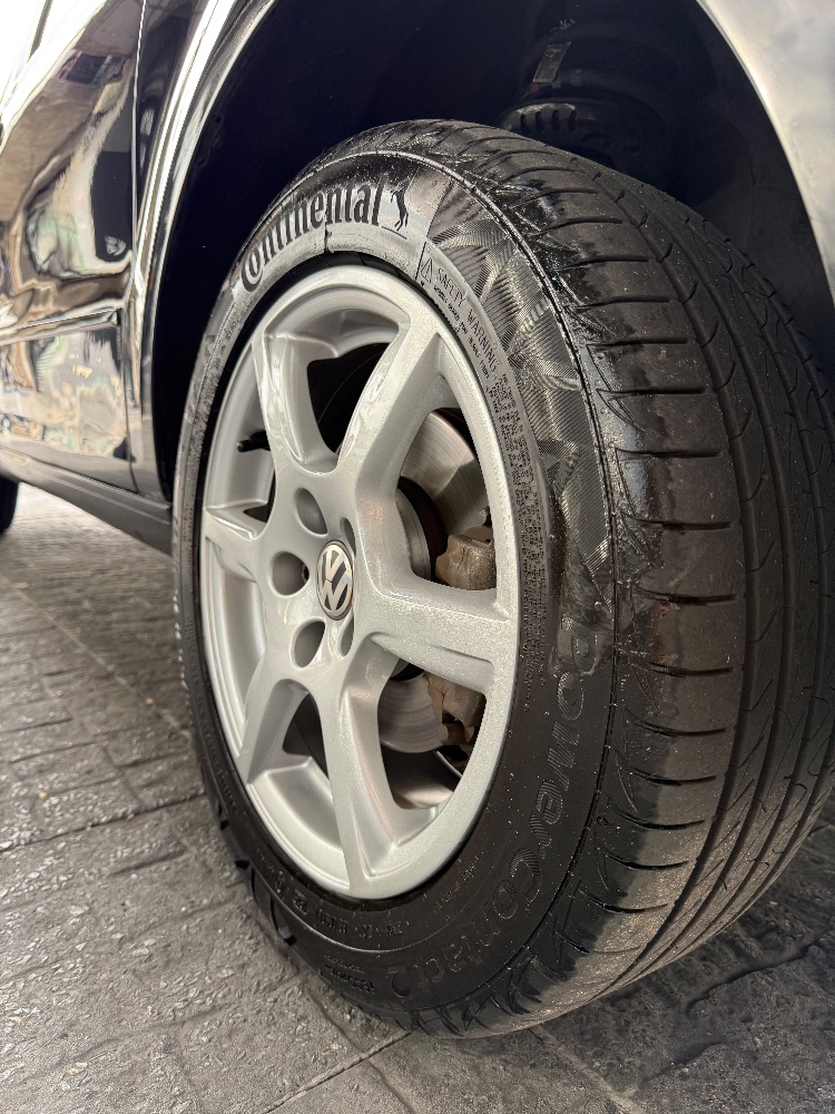 Volkswagen FOX 5P 1,6 Comfortline Pack — foto 16