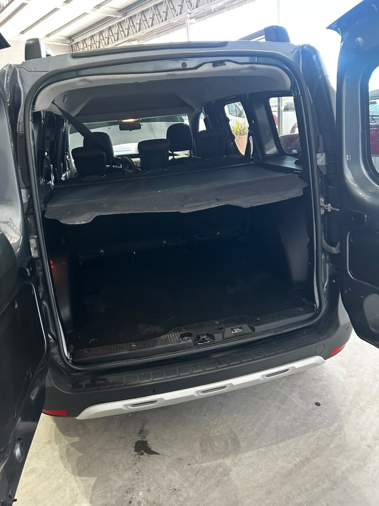 Renault KANGOO STEPWAY — foto 3