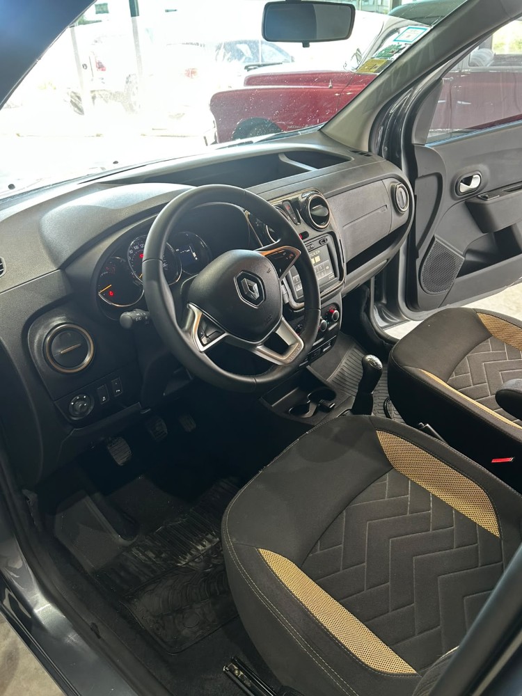 Renault KANGOO STEPWAY — foto 8