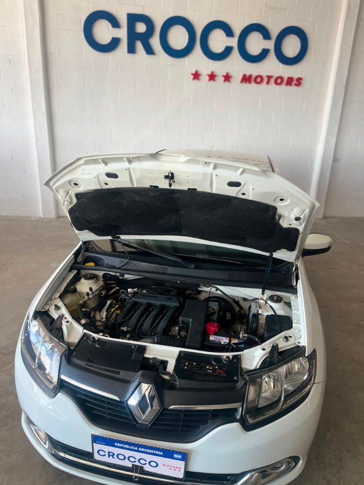 Renault LOGAN PRIVILEGE 1.6 — foto 6